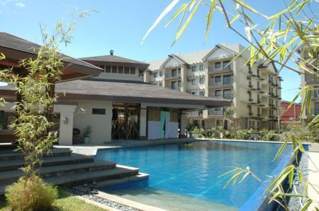 Apartment and Condo for Sale - Raya Garden Condominium -5%dp -7 days move in.