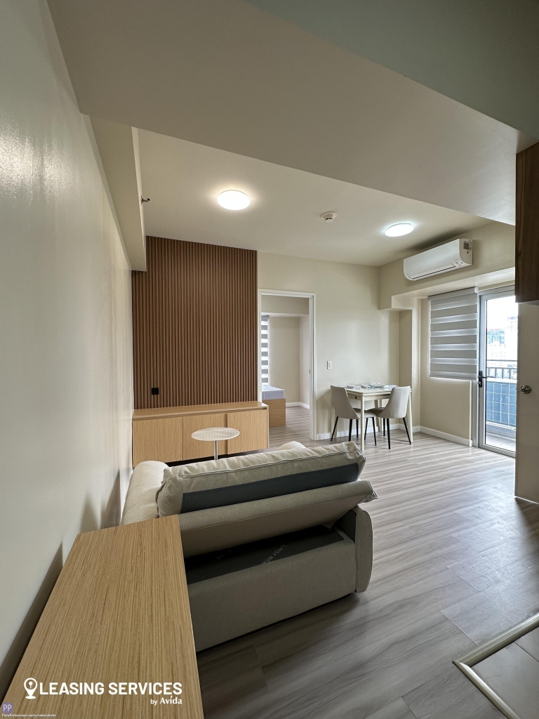 Apartment and Condo for Rent - For Long-Term Lease : FURNISHED 1-BEDROOM CONDO UNIT WITH BALCONY in Avida Southpoint Makati near Don Bosco School and MRT-3 Magallanes