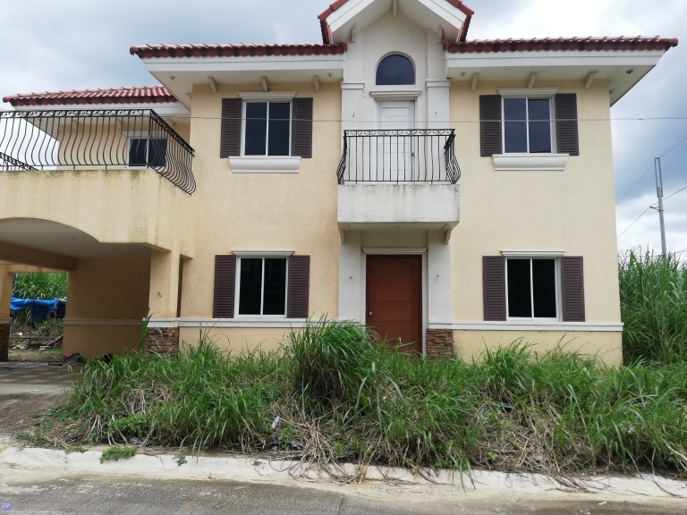 House for Sale - Ready For Occupancy House and Lot Package in Suntrust Verona, Corner Lot RFO Rush Rush for sale First come First Serve