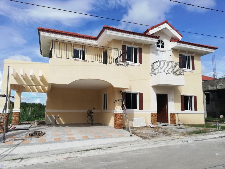 House for Sale - Micaela Model Verona House and lot for sale Silang Cavite Near Tagaytay City, Near Nuvali