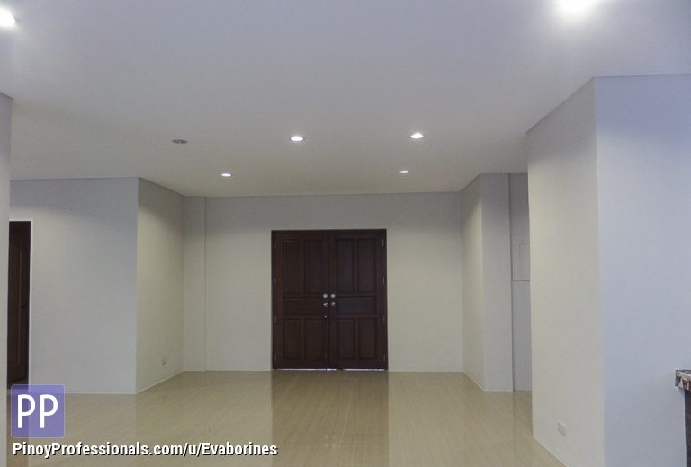 House for Sale - Lovely Spacious Modern House in BF Paranaque