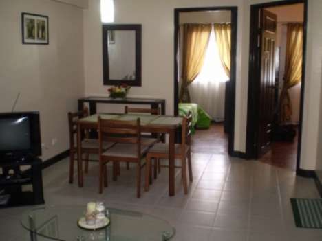 rent this 2b condo in cypress towers, taguig/pearls letting agency