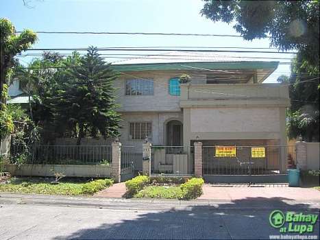 House for Sale - For Rent or Sale Two-storey House in Ayala Alabang