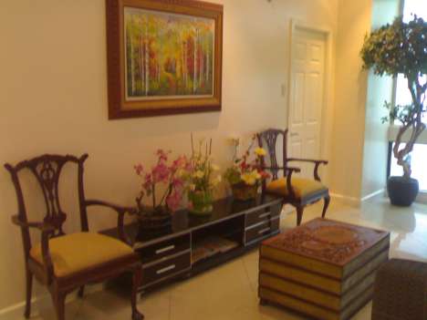 Apartment and Condo for Sale - 3BR FORT BONIFACIO PENTHOUSE UNIT NEAR ST. LUKE'S HOSPITAL FOR SALE Php12.8M
