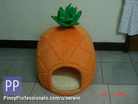Everything Else - [FOR SALE] PINEAPPLE SHAPE DOG HOUSE P1,500.00 (Negotiable)